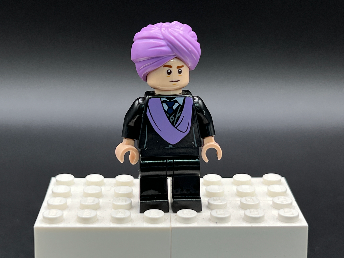 Professor Querrill Lego Minifigure