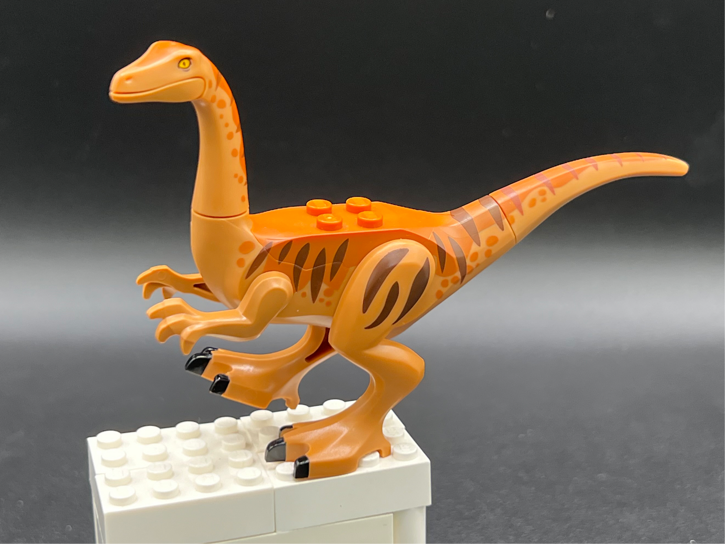 Jurassic World Gallimimus Dinosaur Lego Minifigure